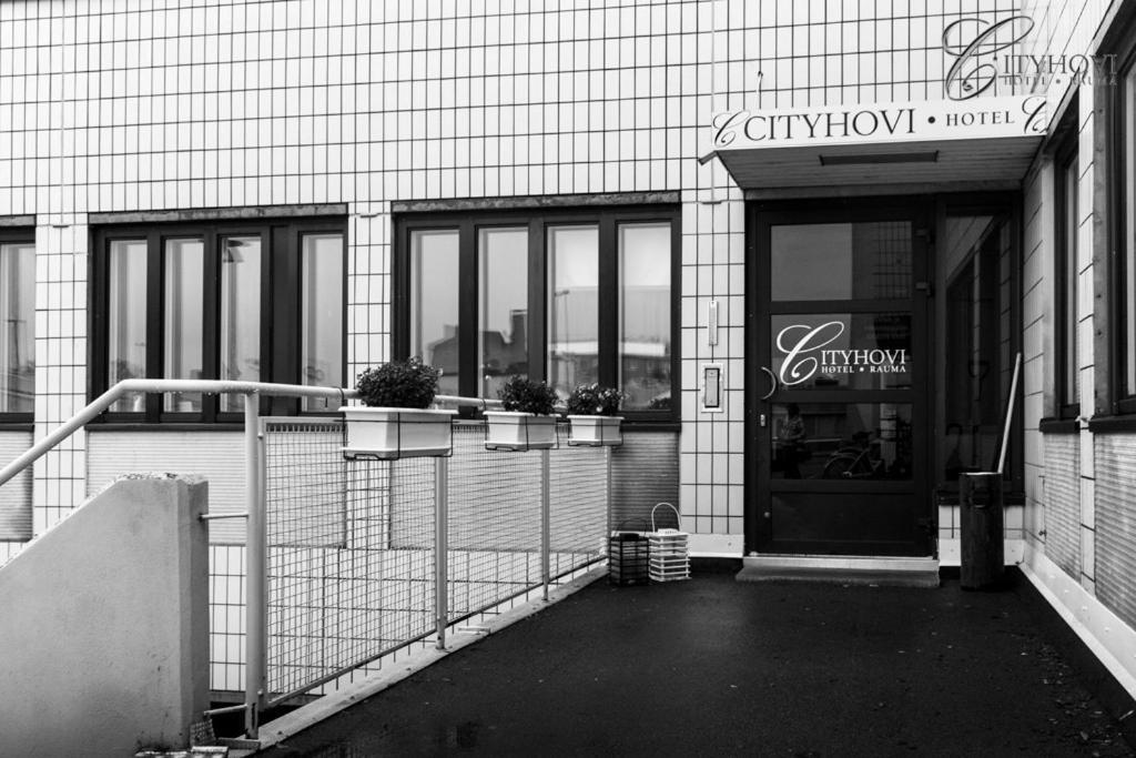 Hotel Cityhovi Раума Экстерьер фото