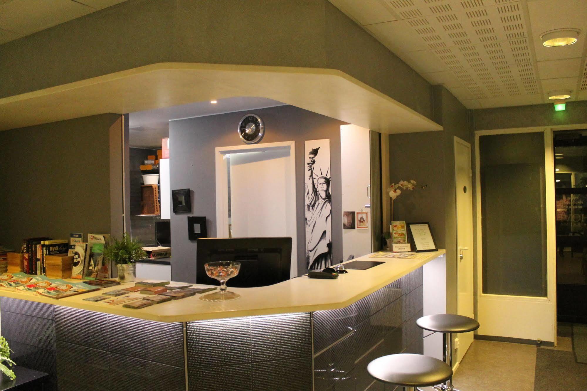 Hotel Cityhovi Раума Экстерьер фото